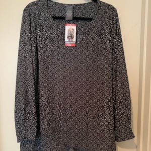 Black and white patterned blouse